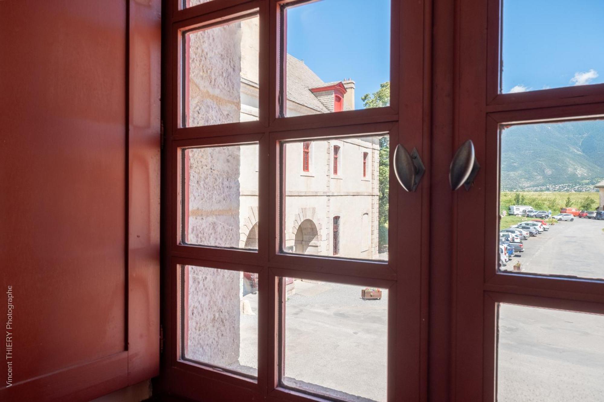 Le Pavillon Des Officiers Apart otel Mont-Dauphin Dış mekan fotoğraf
