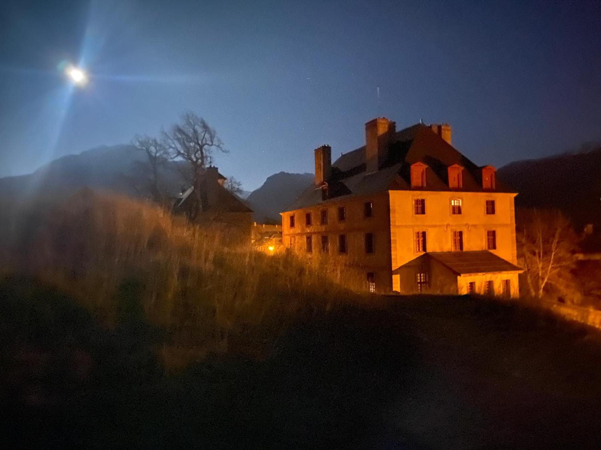 Le Pavillon Des Officiers Apart otel Mont-Dauphin Dış mekan fotoğraf